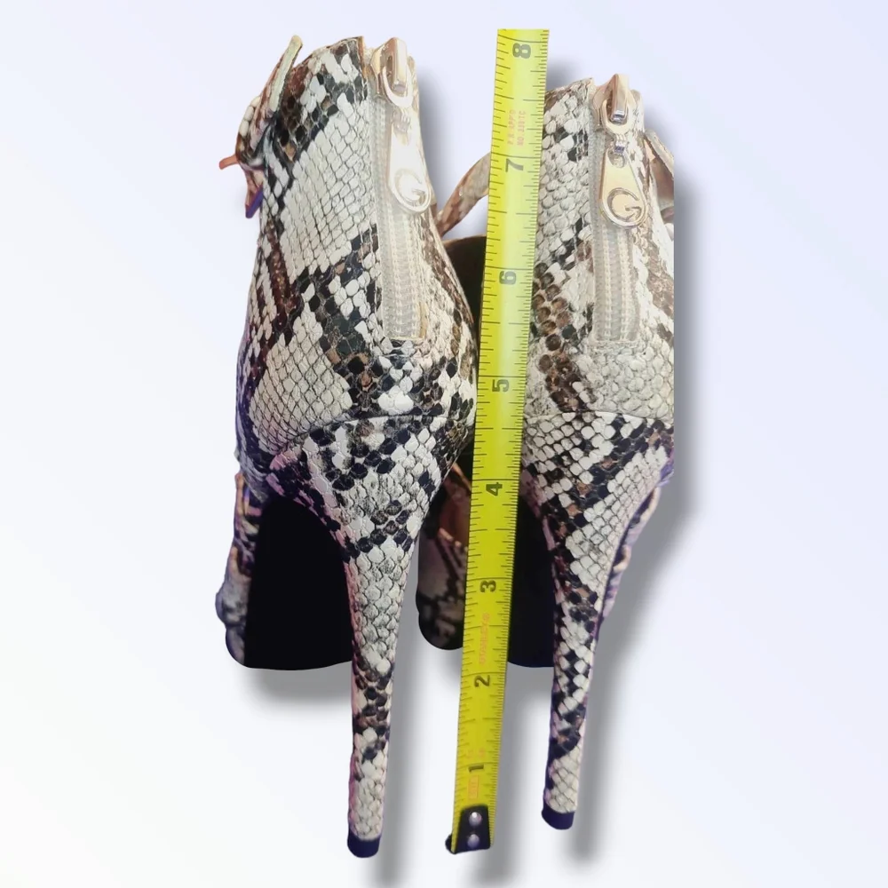 GBG by Guess | Platform Snakeskin Grey & White Heels | Size 7 | 4" Inches | - Picture 9 of 11